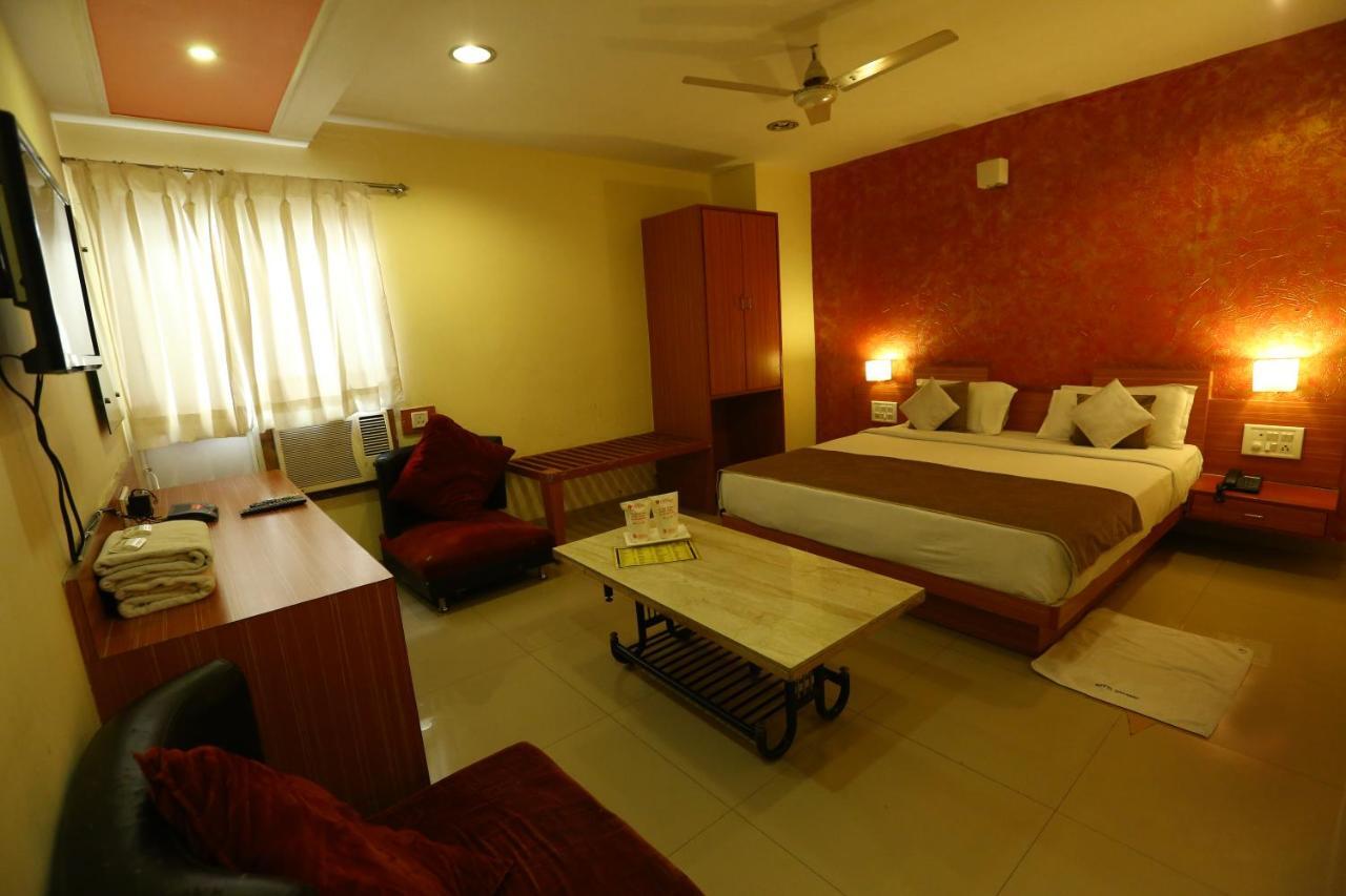 Hotel Paradise Indore Ngoại thất bức ảnh